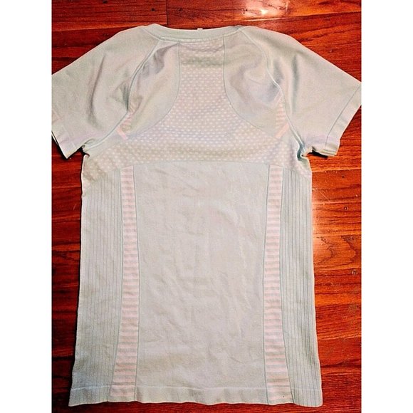 FILA Sport Womens Top Size Large Blue Athletic Short Sleeves V Neck - Picture 6 of 7